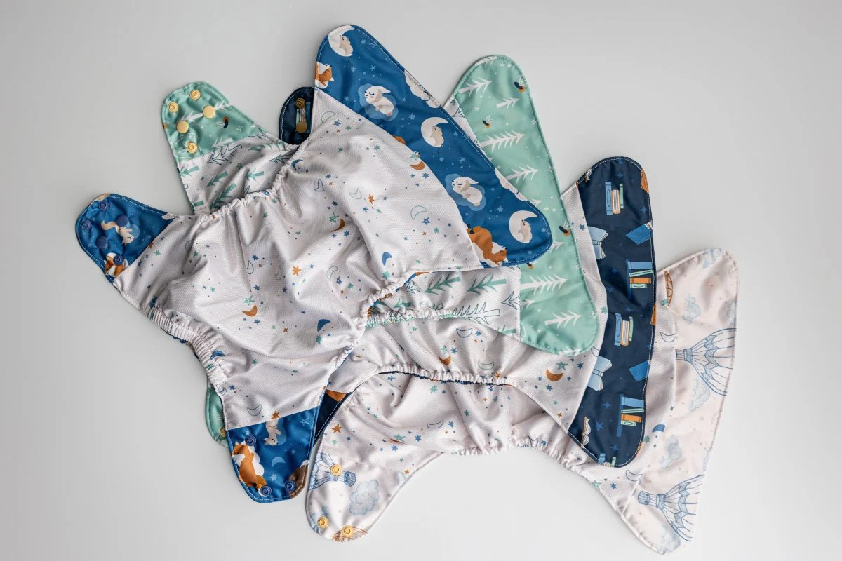 Sweet Dreams Box with 8 Diapers and More - Image 3