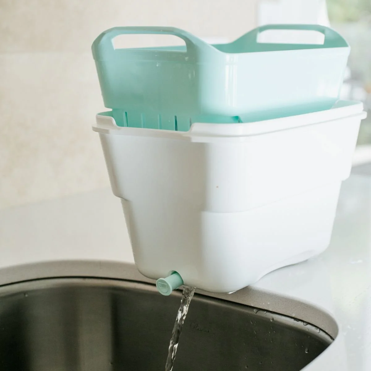 Mini Strucket Interlocking Strainer Bucket with Plug and Lid - Image 7