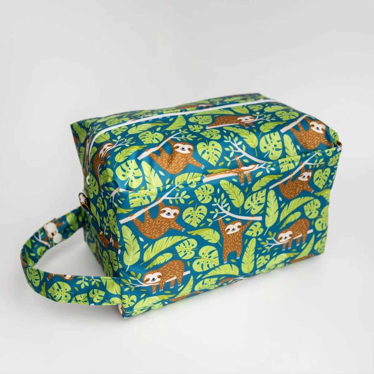 Travel Diaper Pod – Water-Resistant Wet/Dry Bag and Travel Organizer - Image 5