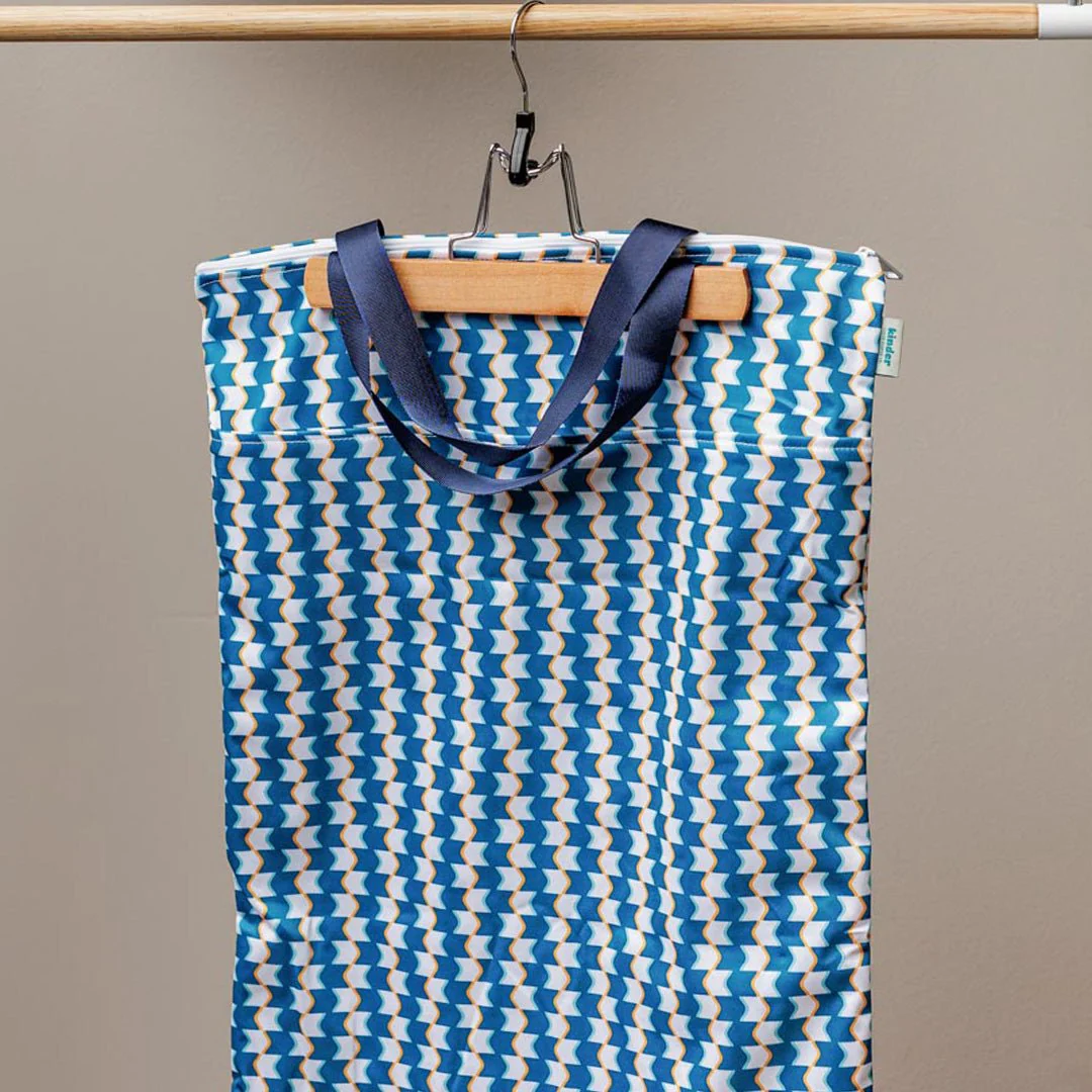 Large Zipper Hanging Wet Bag, Laundry Bag with Handles - Image 100