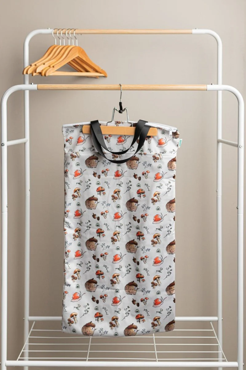 Large Zipper Hanging Wet Bag, Laundry Bag with Handles - Image 15