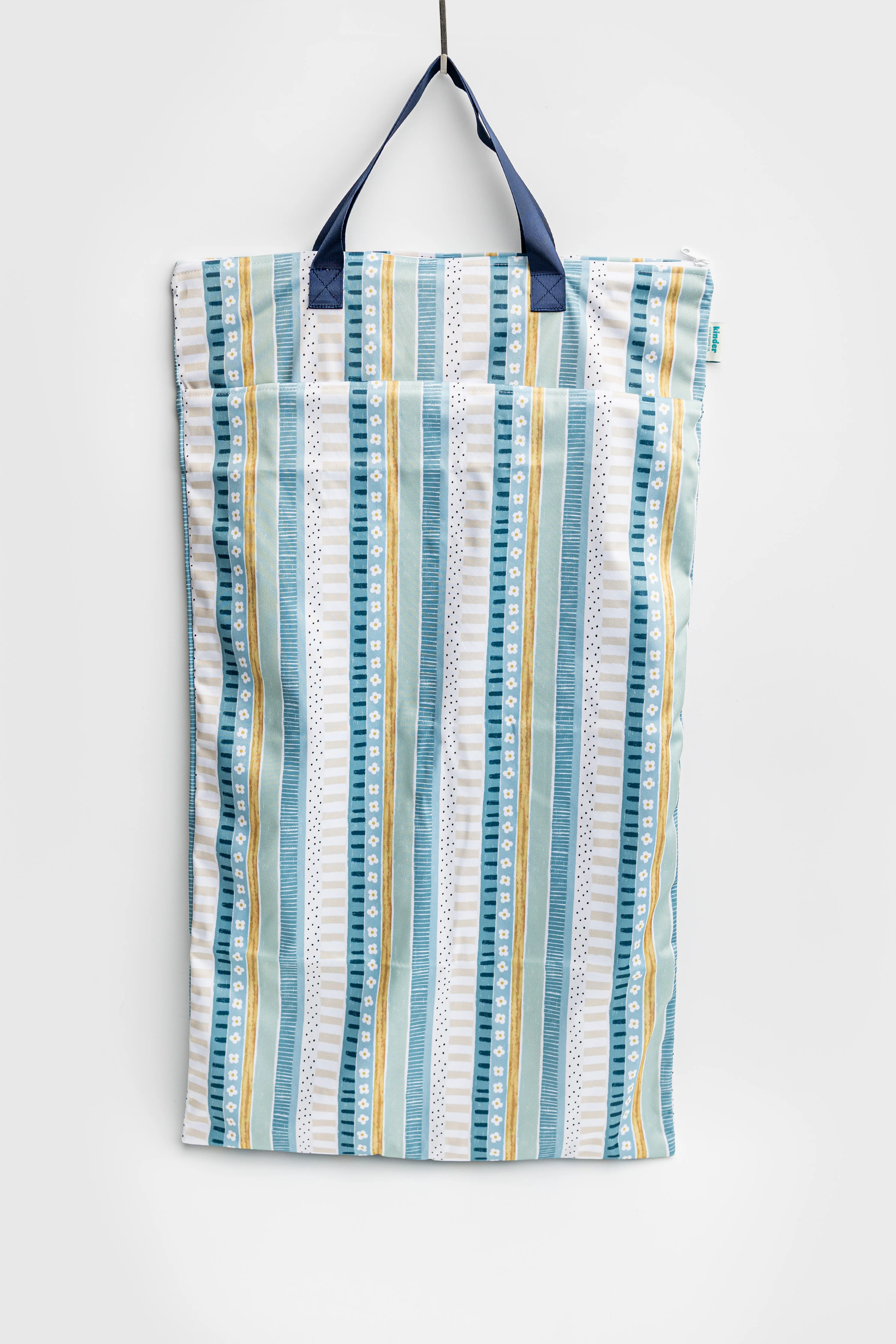 Large Zipper Hanging Wet Bag, Laundry Bag with Handles - Image 39