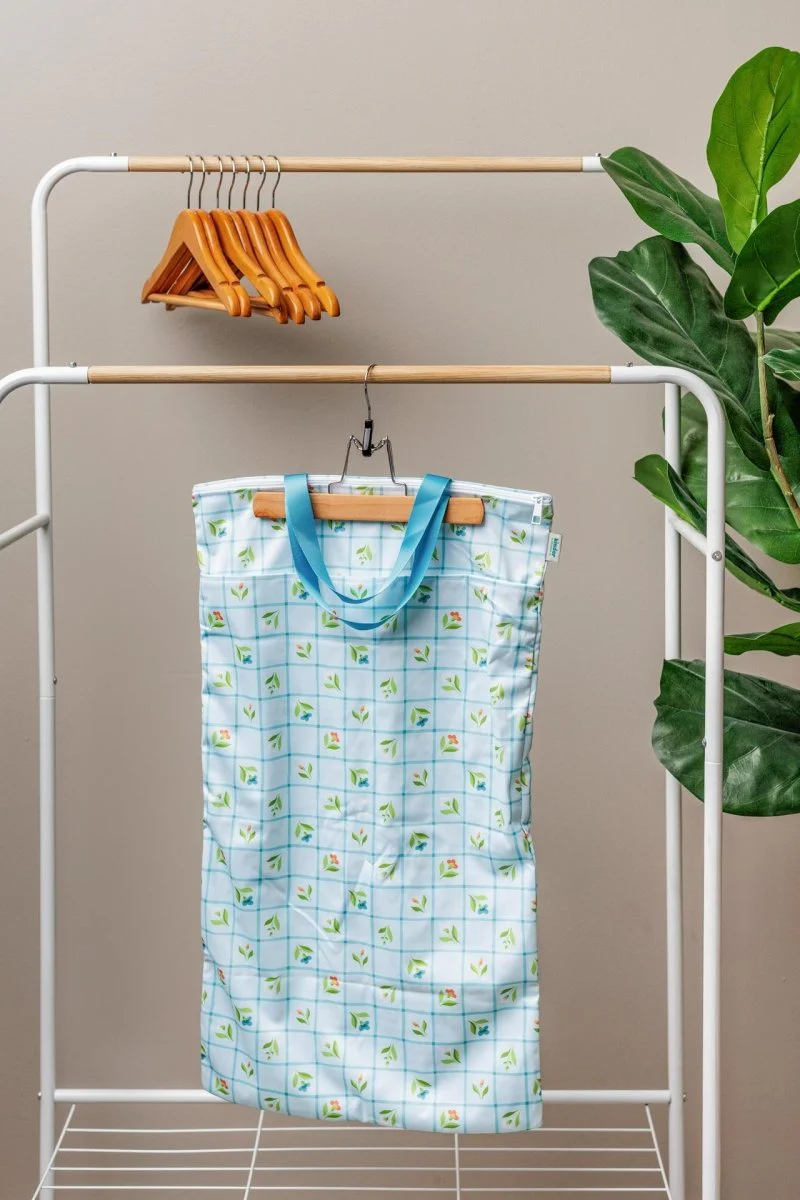 Large Zipper Hanging Wet Bag, Laundry Bag with Handles - Image 47
