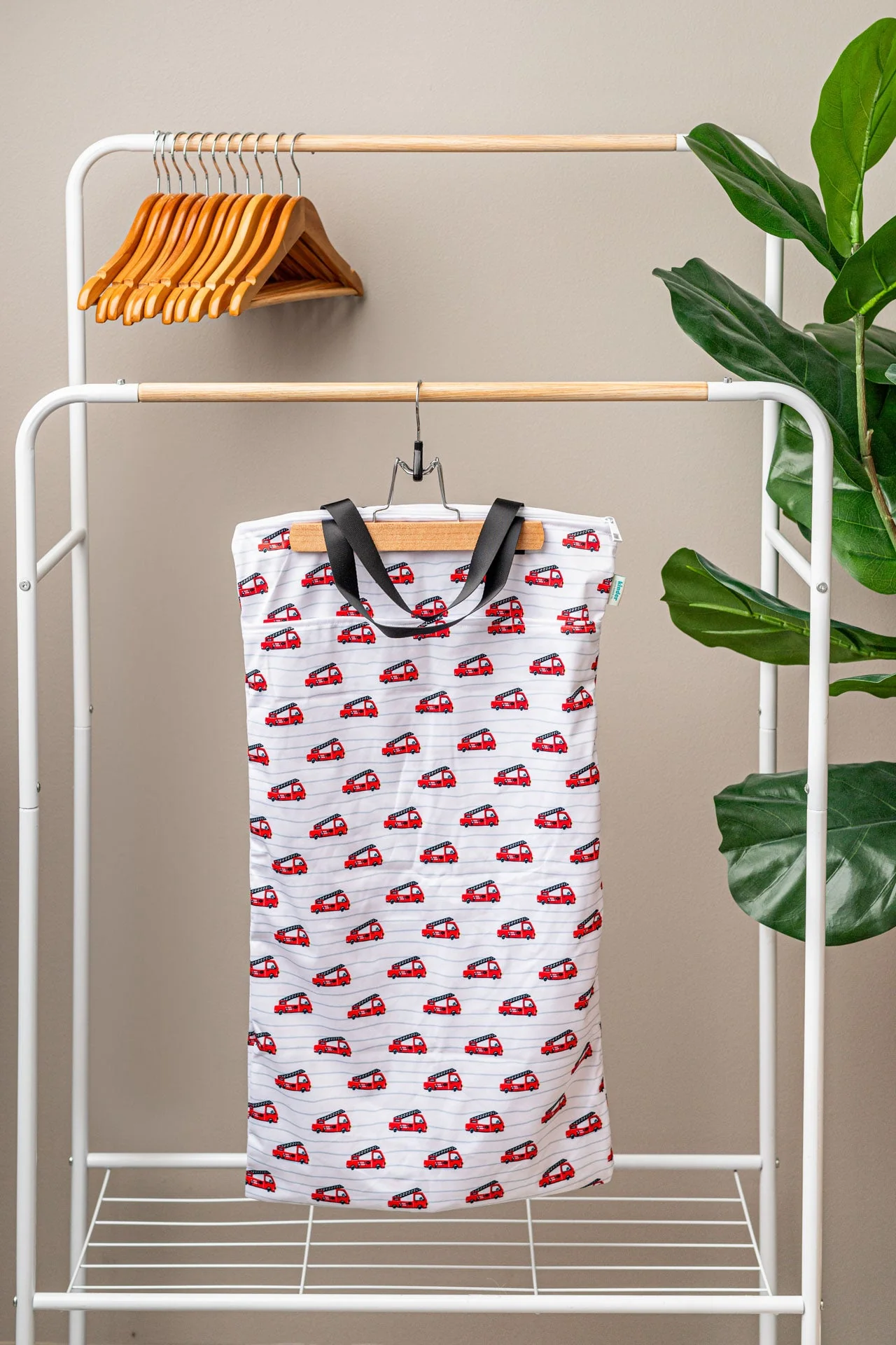 Large Zipper Hanging Wet Bag, Laundry Bag with Handles - Image 50