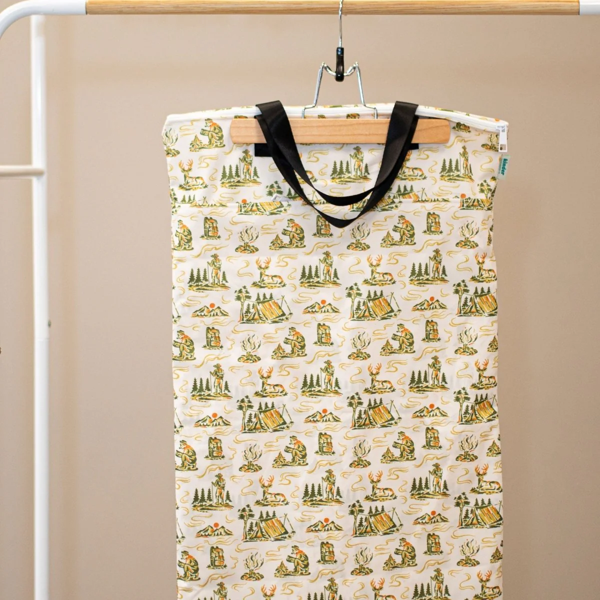 Large Zipper Hanging Wet Bag, Laundry Bag with Handles - Image 9