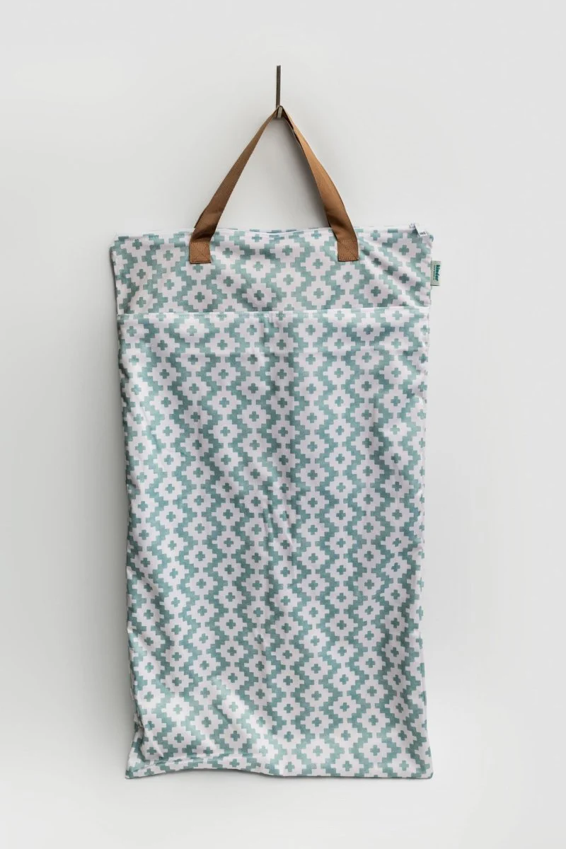 Large Zipper Hanging Wet Bag, Laundry Bag with Handles - Image 72