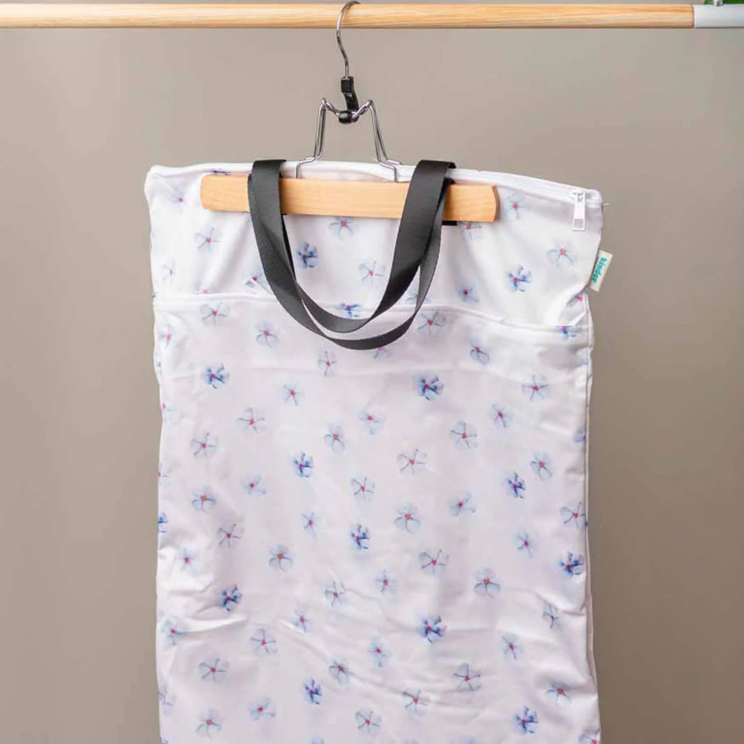 Large Zipper Hanging Wet Bag, Laundry Bag with Handles - Image 75